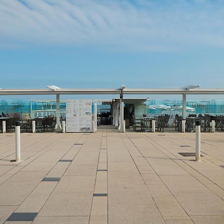 Hôtel Merveilleux Côté Mer Dunkirk Exterior foto