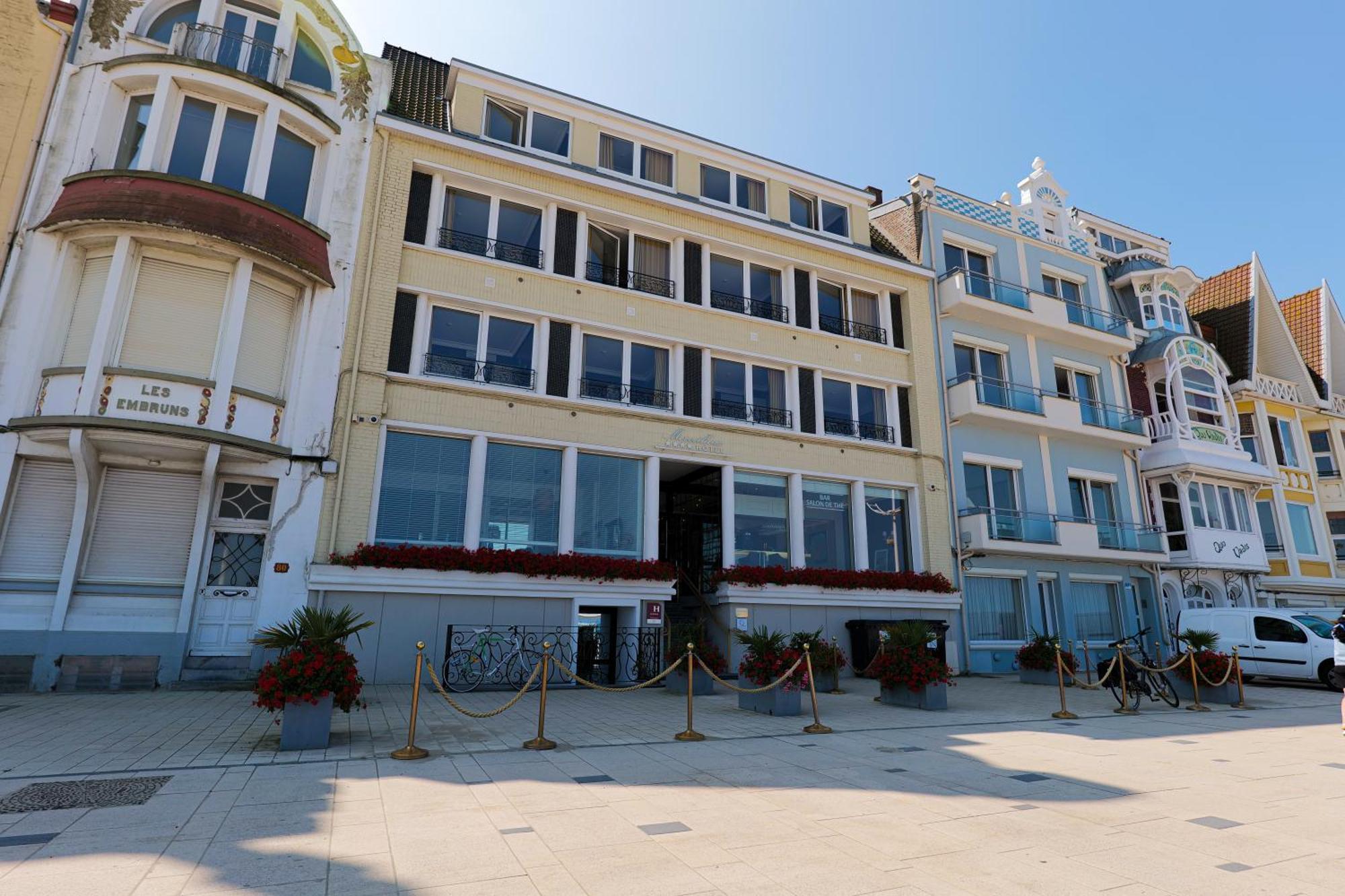 Hôtel Merveilleux Côté Mer Dunkirk Exterior foto